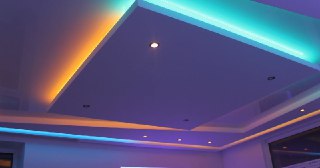 Натяжной потолок с подсветкой Слободской, цена от 2097 руб.